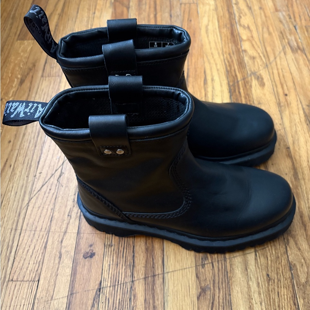 Dr. Martens Black Leather Chelsea Ankle Boots - Picture 3 of 5